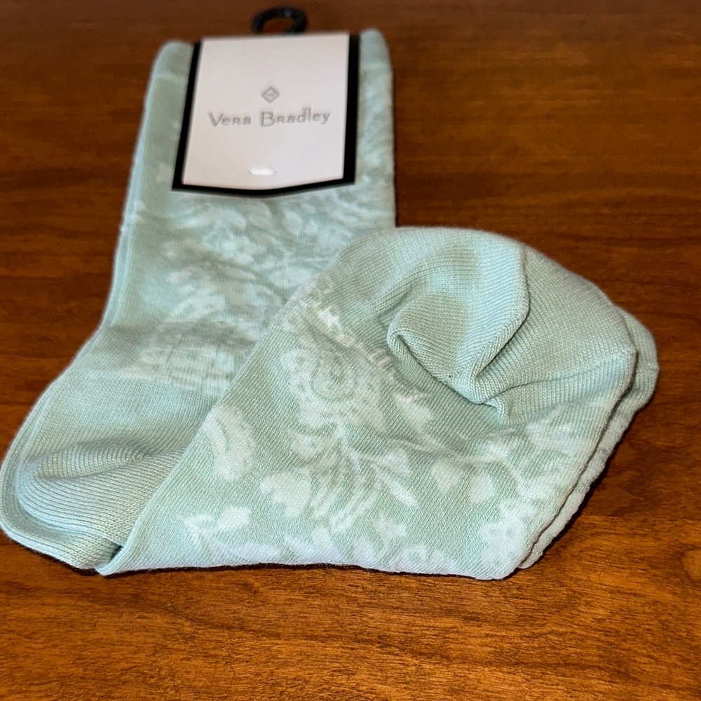 Vera Bradley womens paisley mint color Floral Crew Socks NWT - Picture 6 of 6